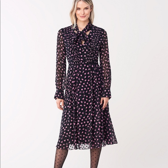 Diane Von Furstenberg Dresses & Skirts - Dian Von Furstenberg Aleka Devore Necktie Dress